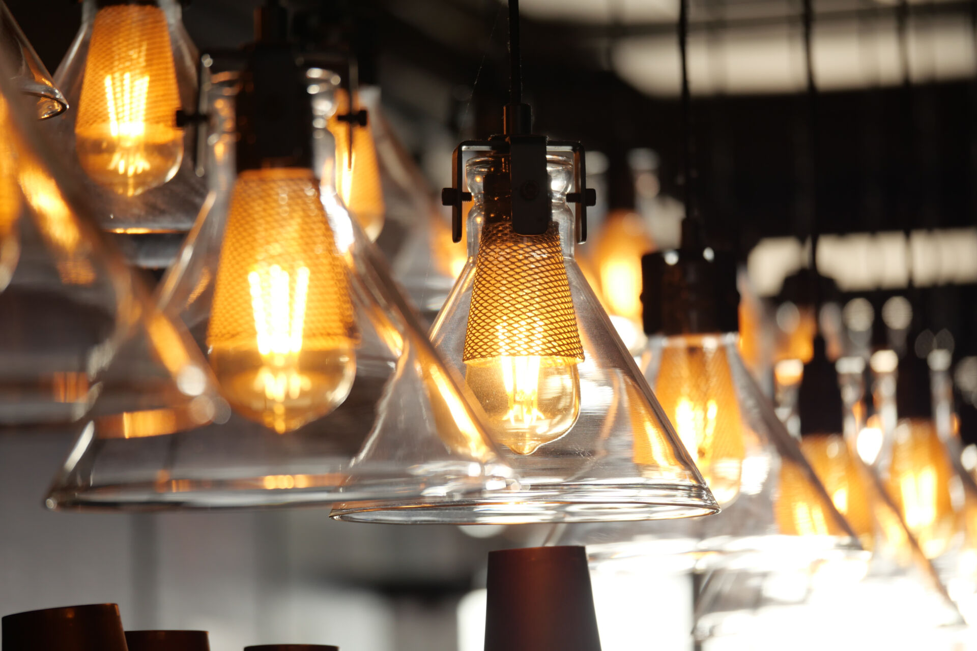 Local Maintenance Services replacing ceiling light bulbs