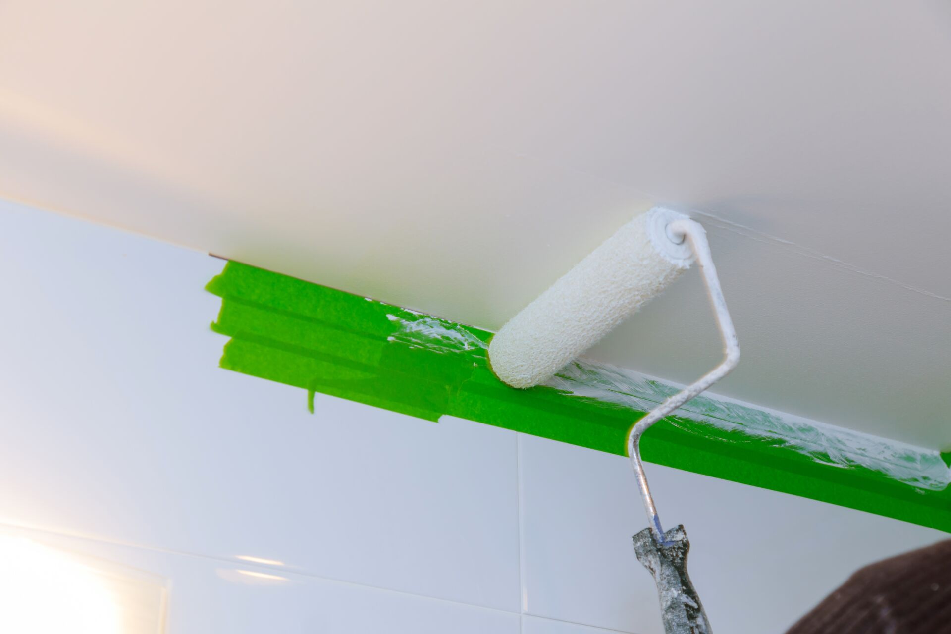 Reliable painting and decorating contractors near me